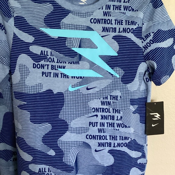 (SOLD)Nike Boys sets - Picture 11 of 13